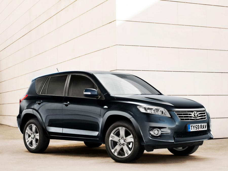  Toyota RAV4 2010 года  (UK) (фото 14 из 27)